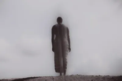 A L'ORÉE DU SILENCE 